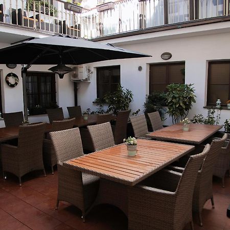 Old Prague House Bed & Breakfast Bagian luar foto